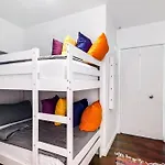 Stylish 2Br Apt In Downtown City View 3208