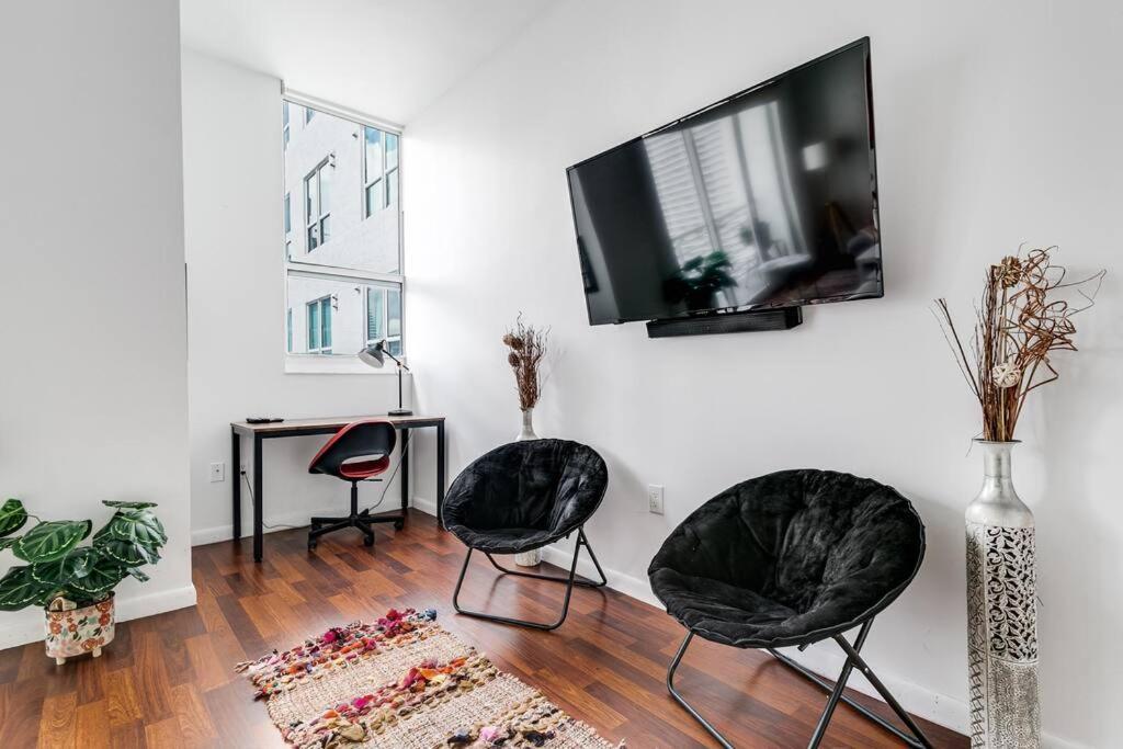 Apartment Stylish 2br Apt In Downtown City View 3208 *