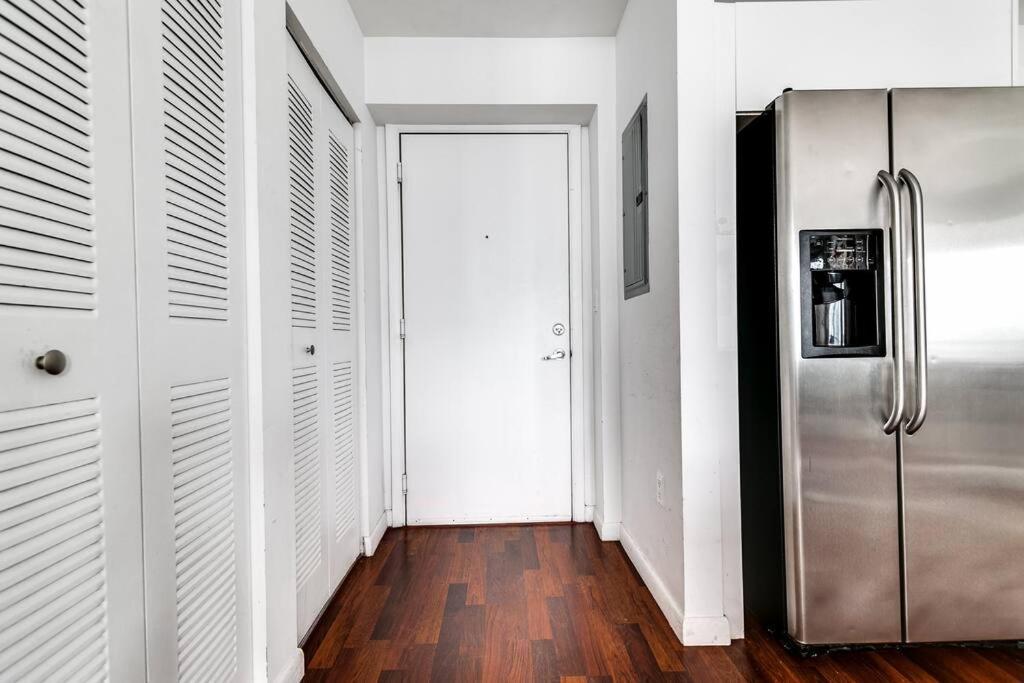 Apartment Stylish 2br Apt In Downtown City View 3208 Miami
